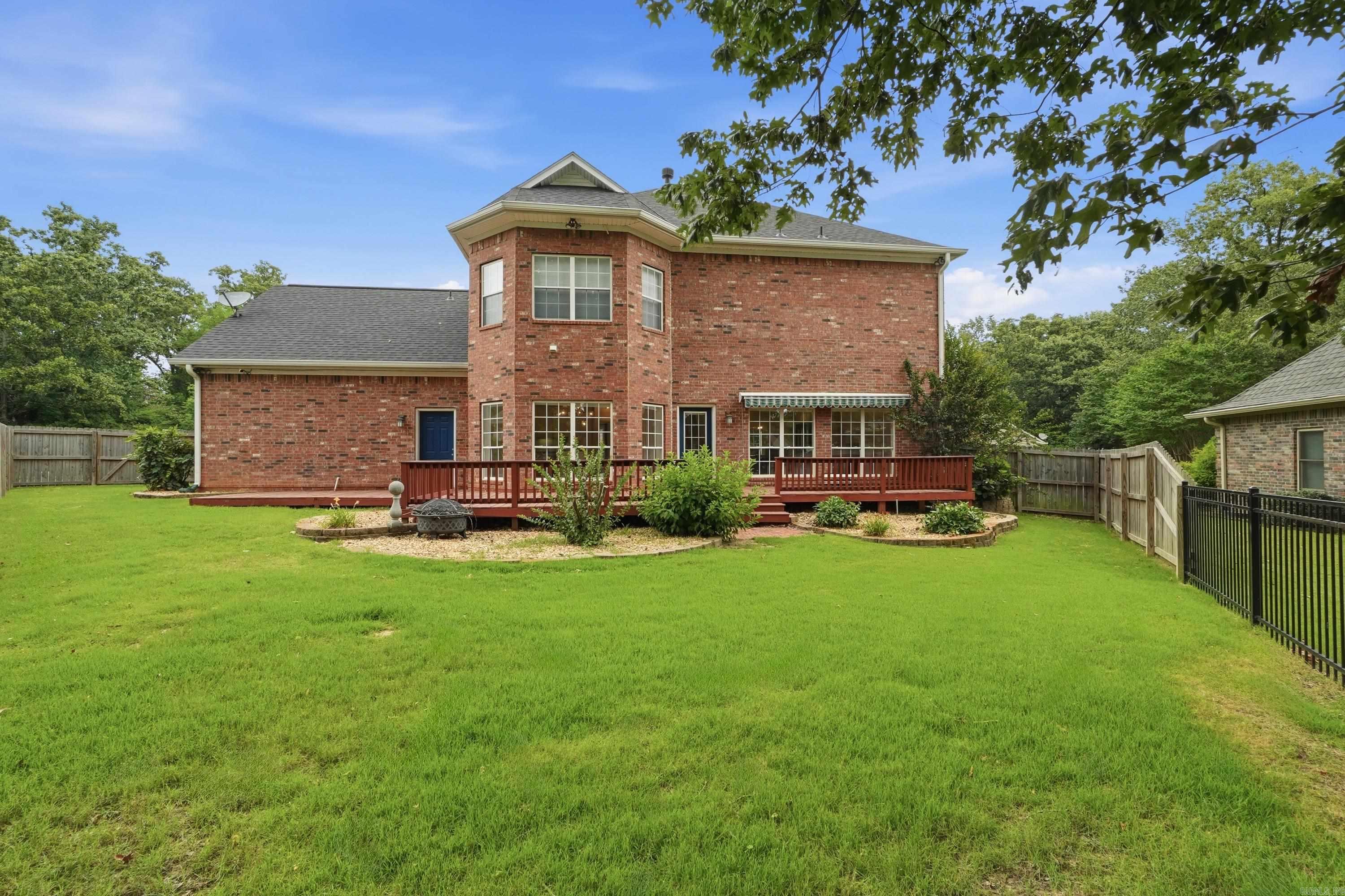 COUNTRY CLUB OF ARK THE - Residential