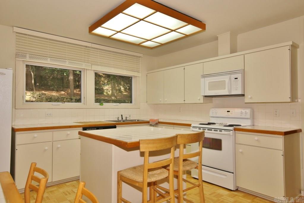 RIVER RIDGE MANOR - Residential