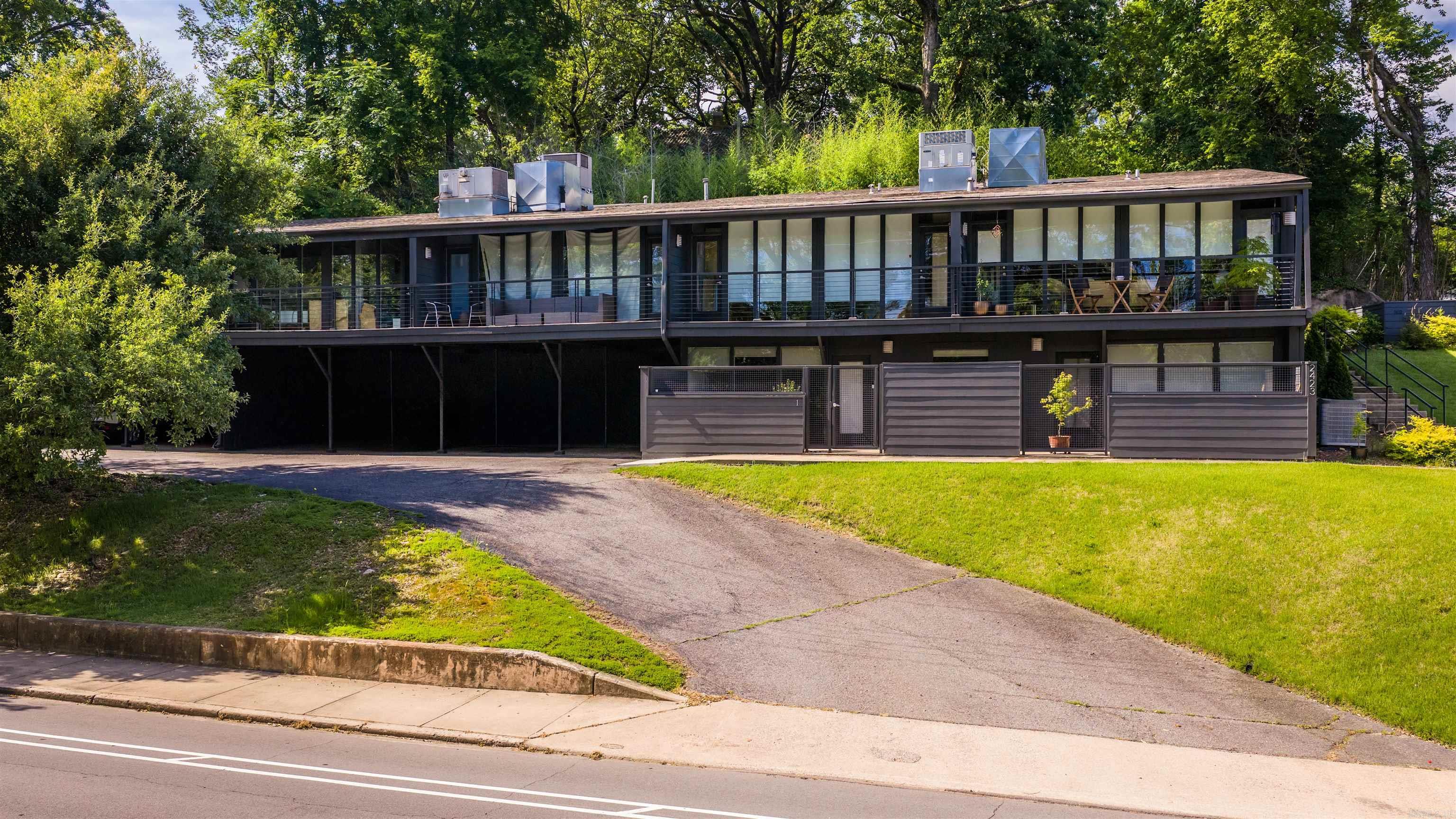 2423 KAVANAUGH HPR - Residential