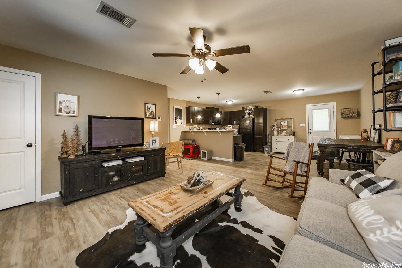 Metes & Bounds - Residential Income