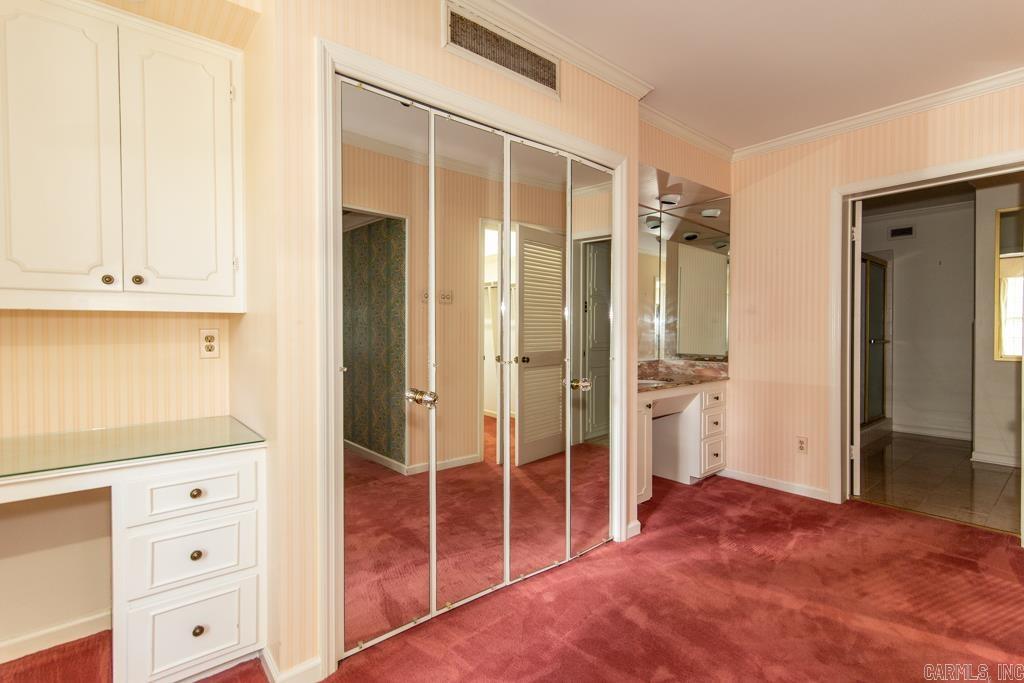 BEVERLY PLACE - Residential