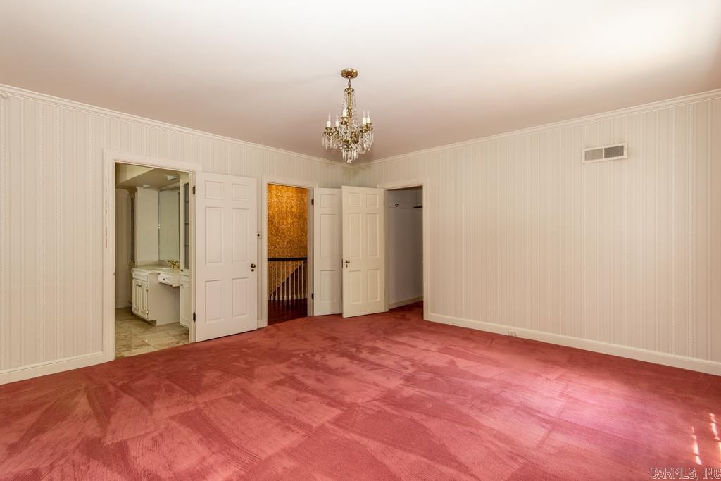 BEVERLY PLACE - Residential