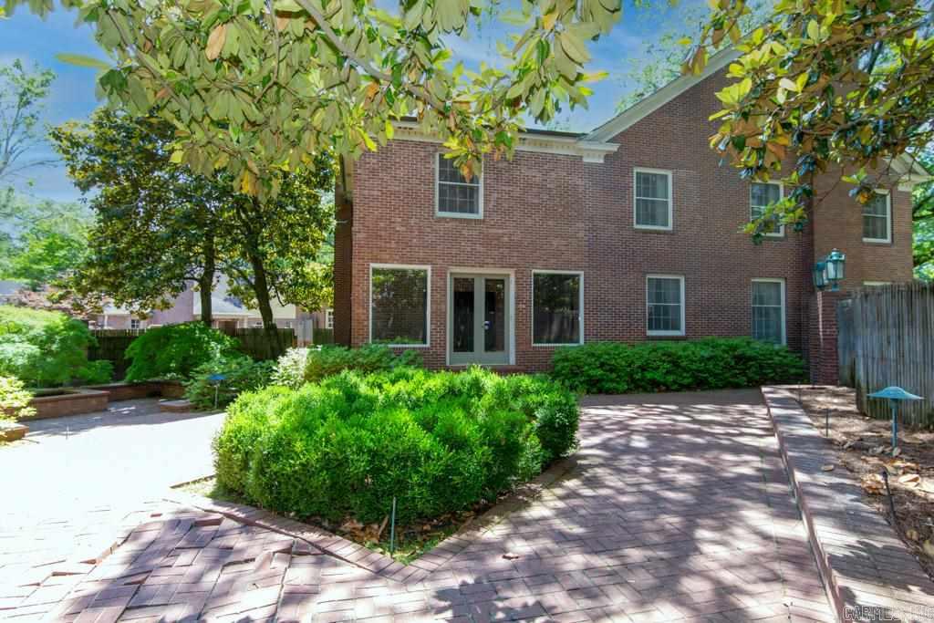 BEVERLY PLACE - Residential