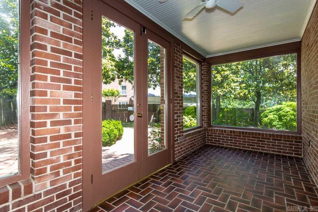 BEVERLY PLACE - Residential