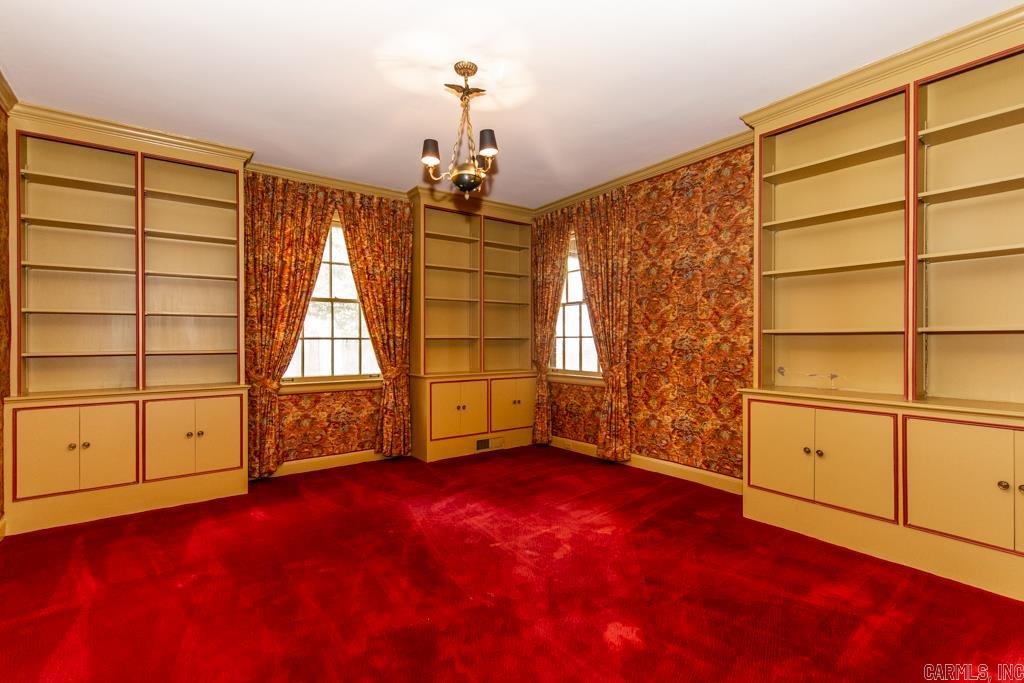 BEVERLY PLACE - Residential
