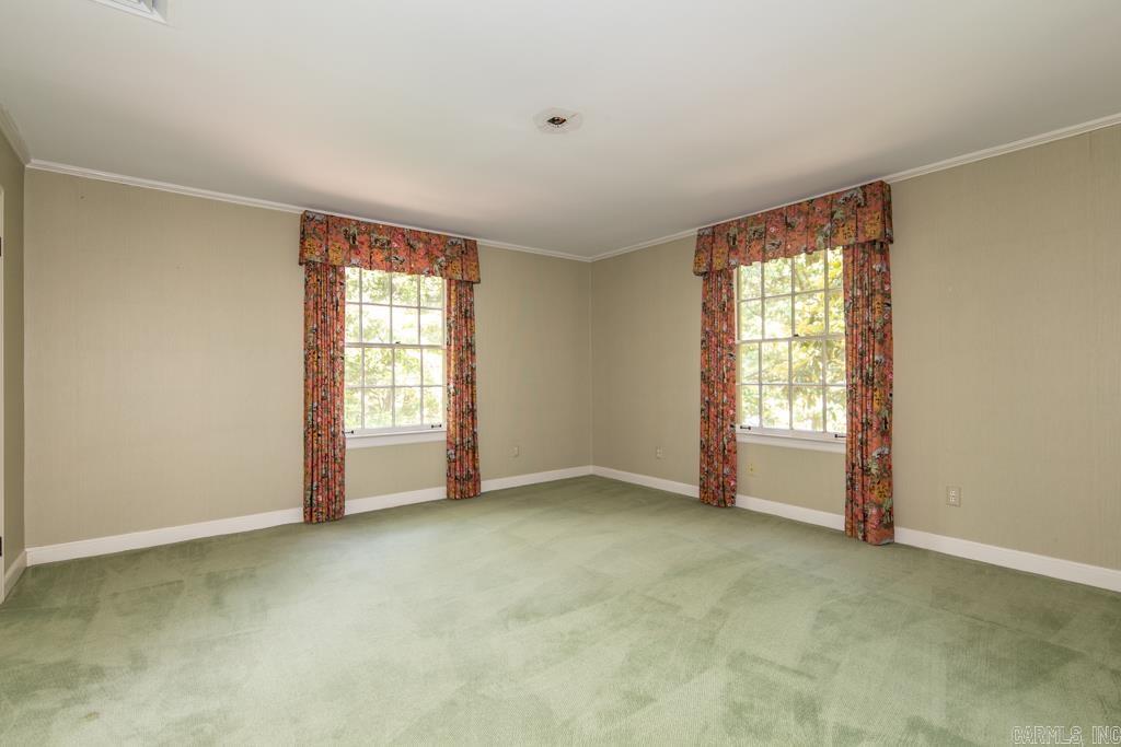 BEVERLY PLACE - Residential
