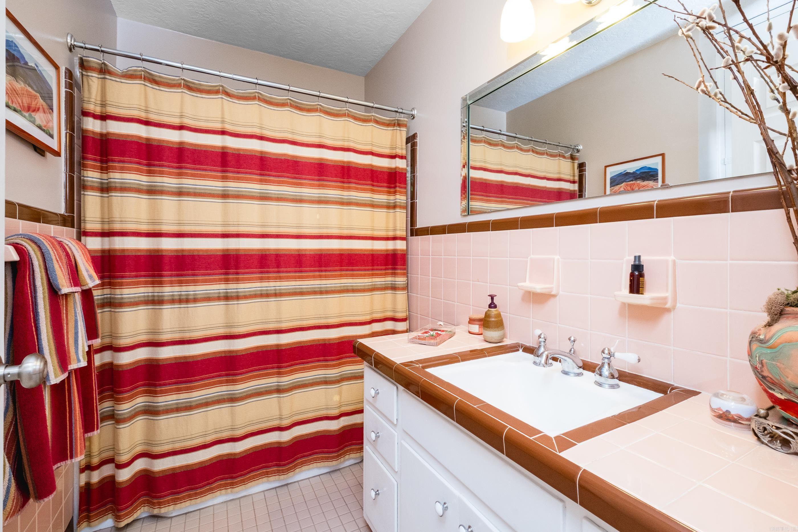 PLEASANT HILL - Residential