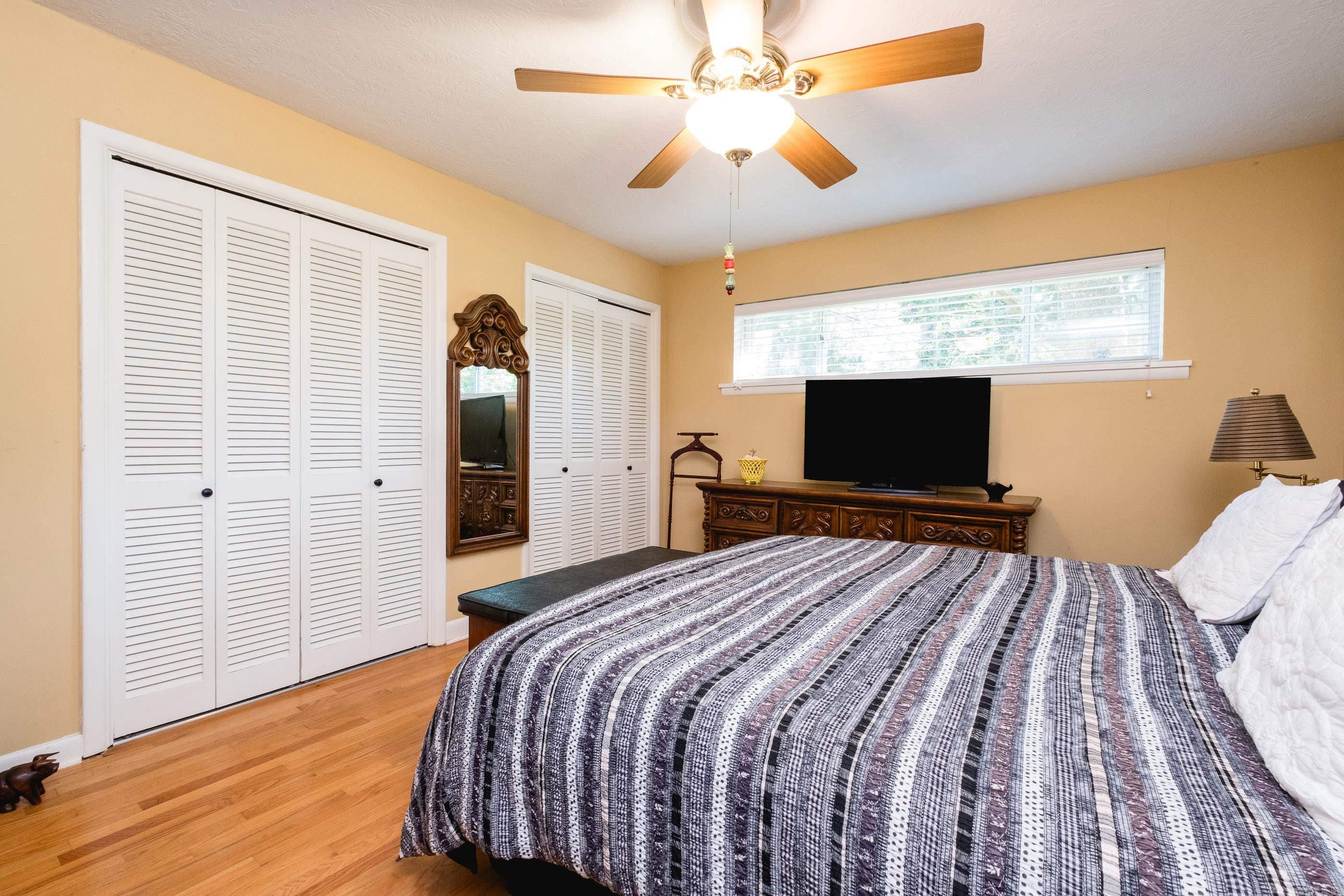 PLEASANT HILL - Residential