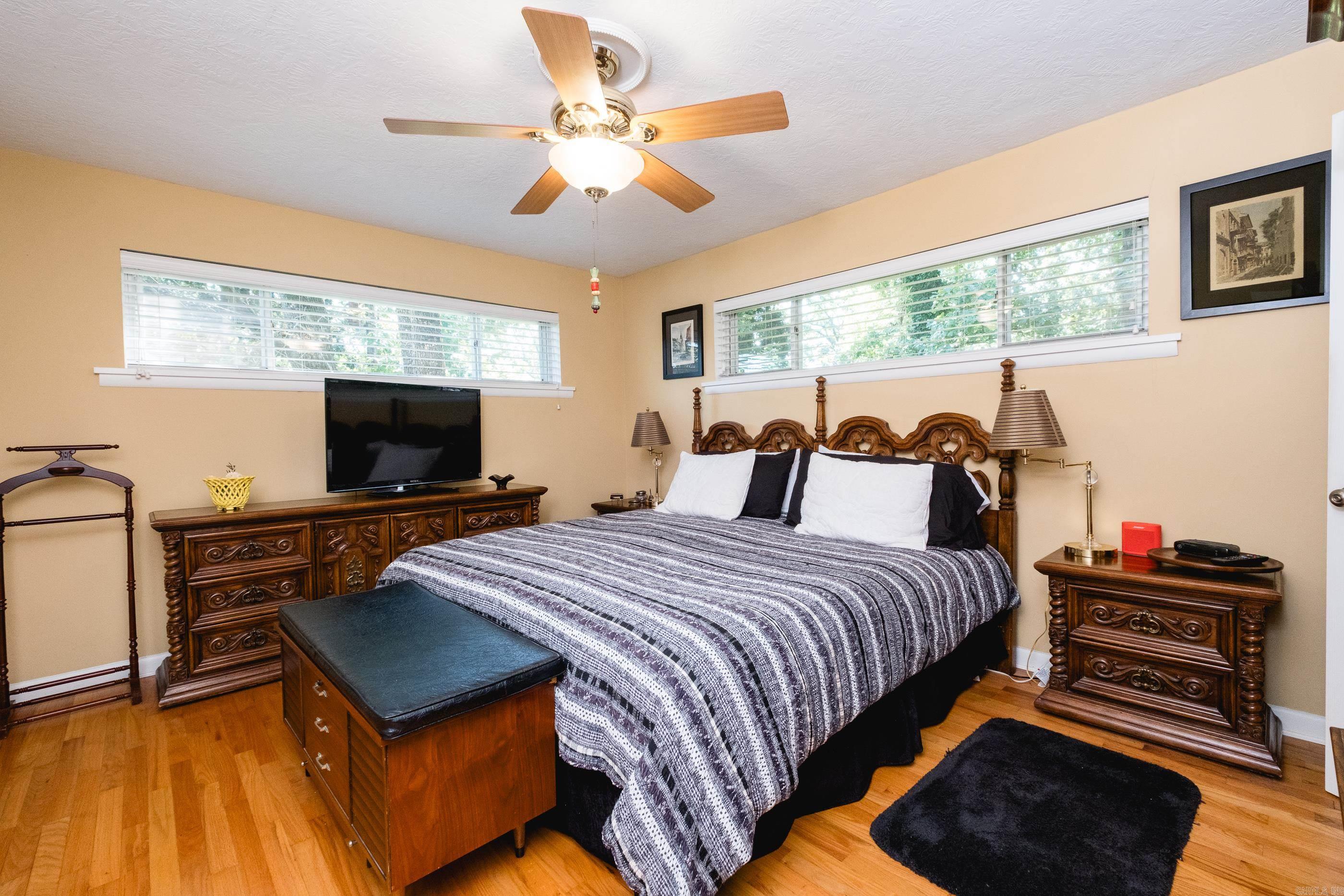 PLEASANT HILL - Residential