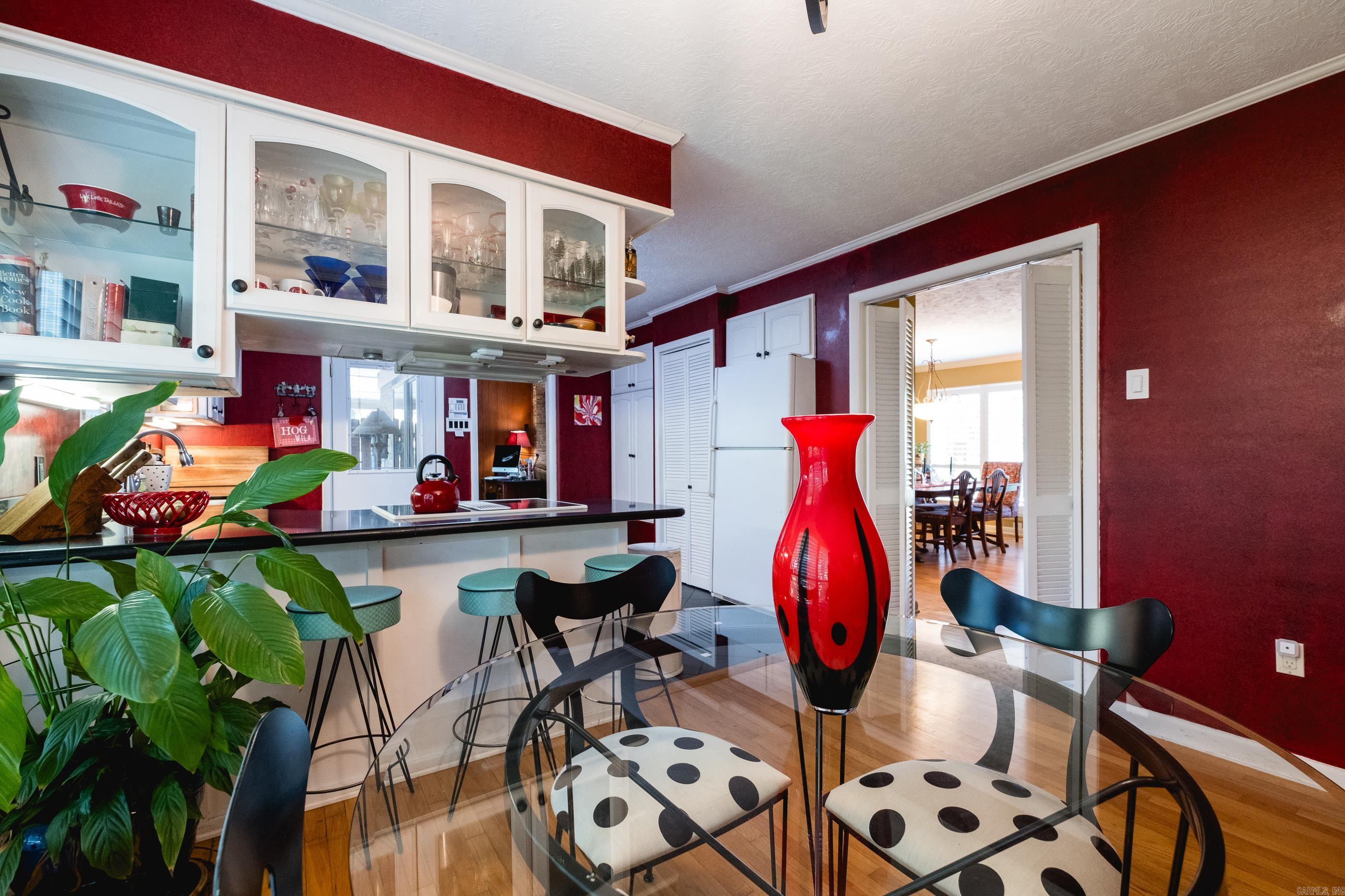 PLEASANT HILL - Residential