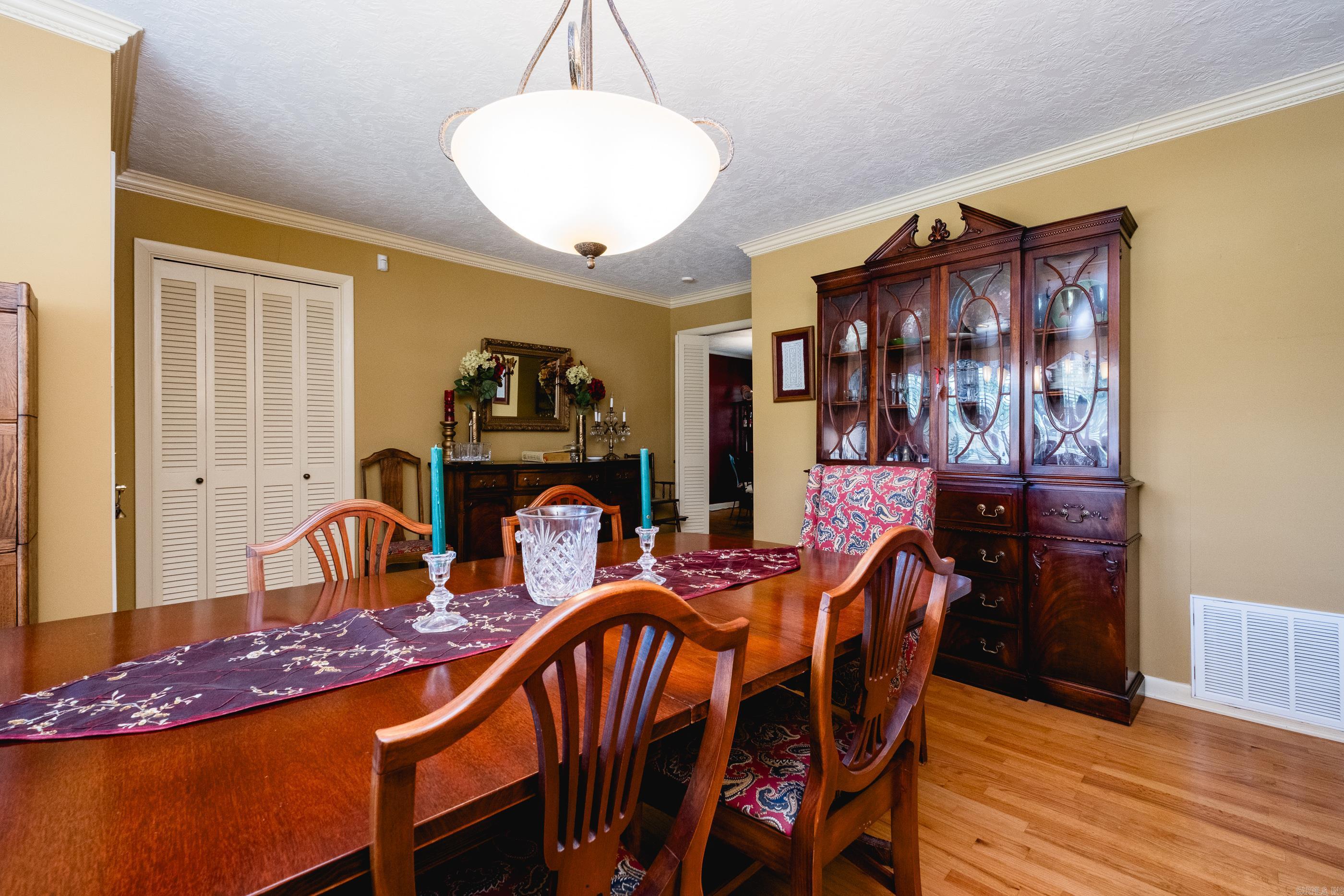 PLEASANT HILL - Residential