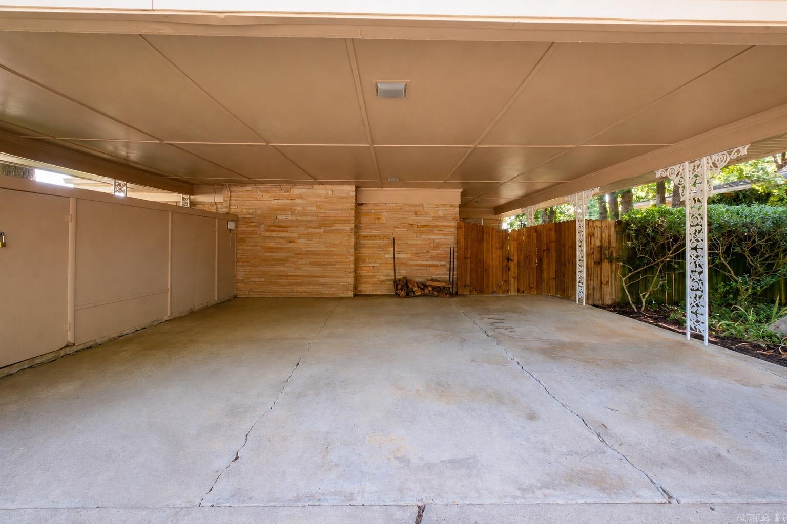PLEASANT HILL - Residential