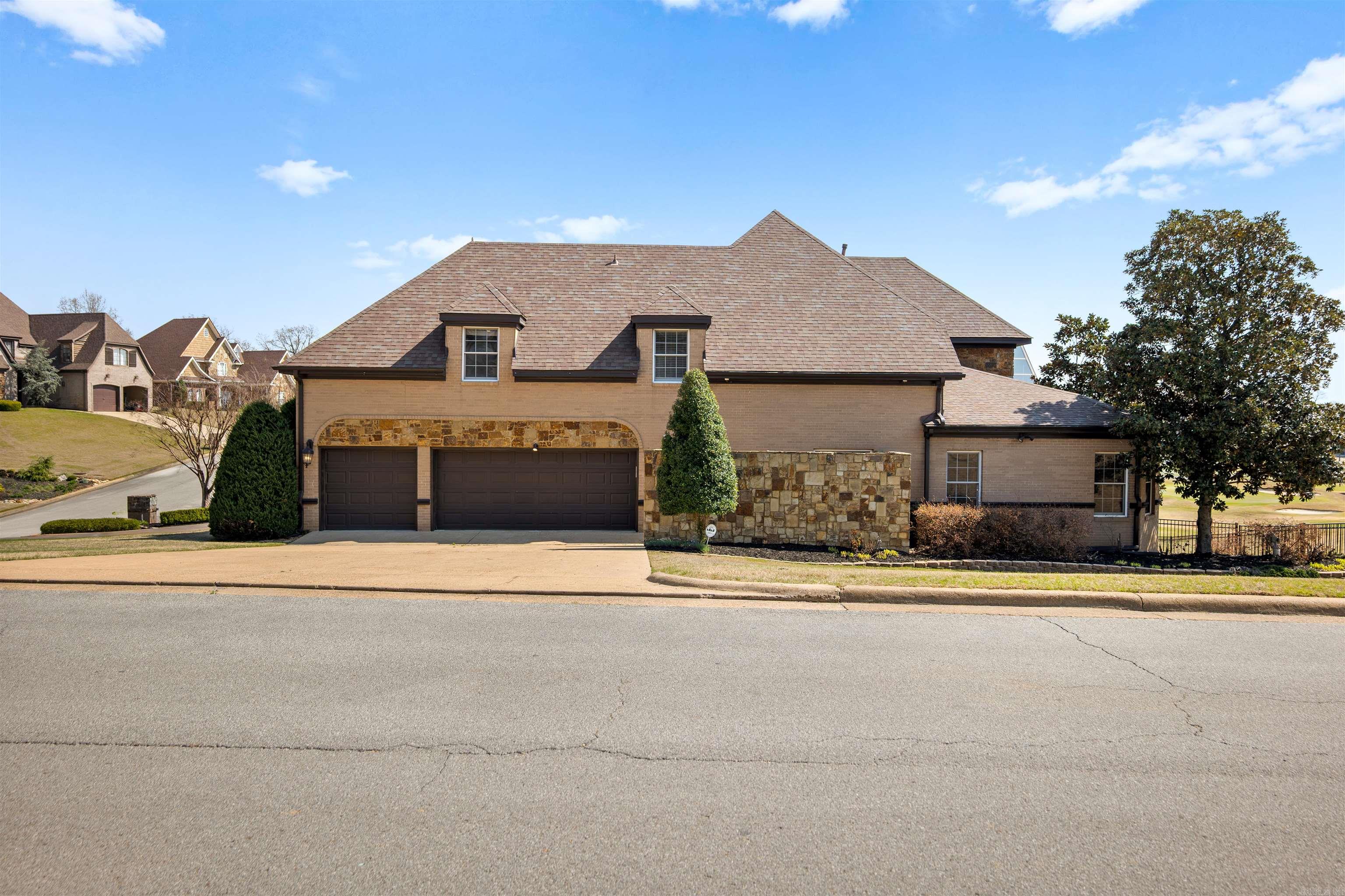 Ridgepointe Country Club - Residential