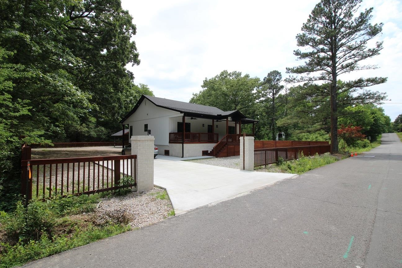 LA McClard - Residential