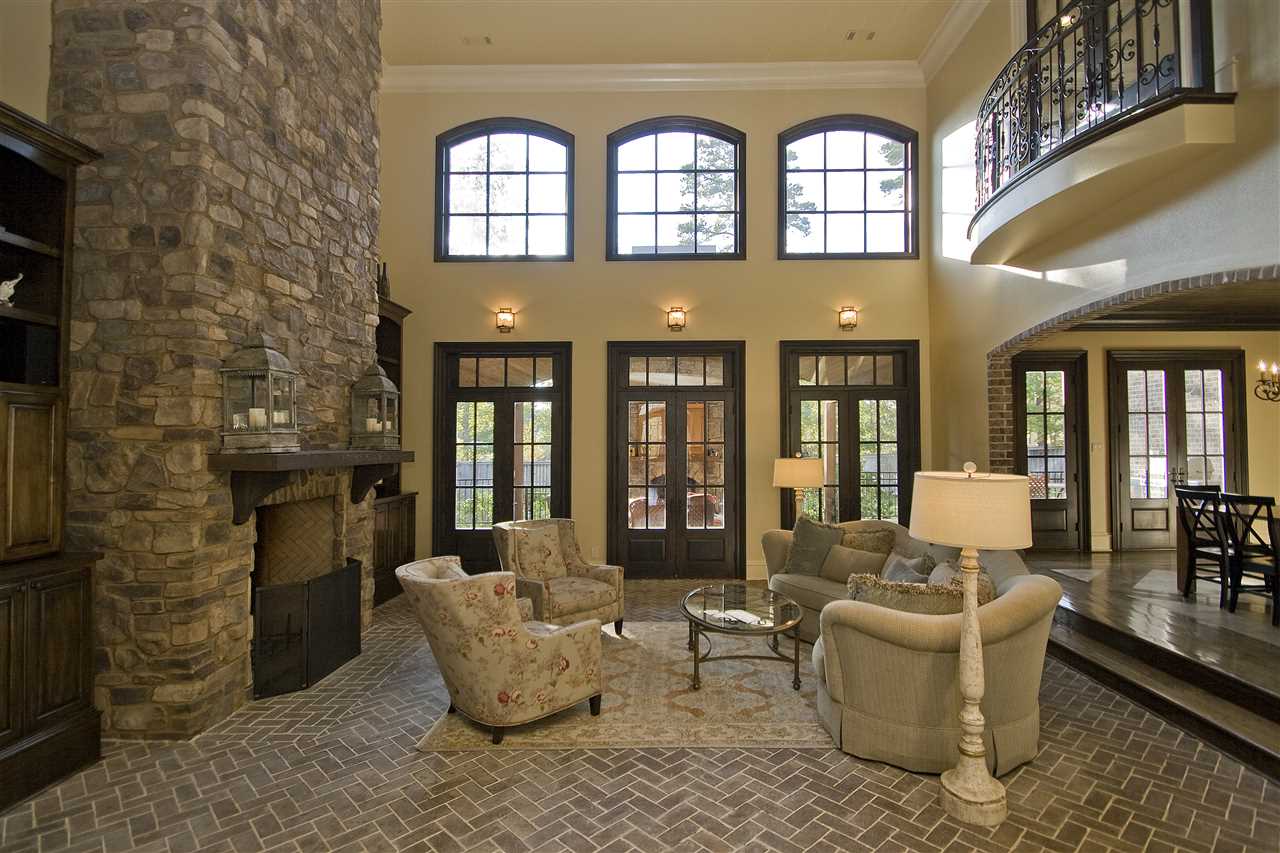 CHENAL VALLEY SOLOGNE CIRCLE - Residential