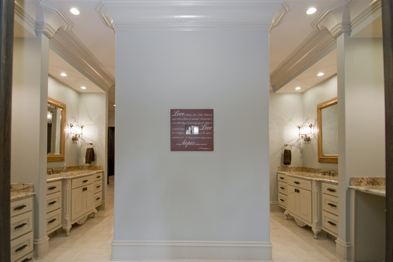 CHENAL VALLEY SOLOGNE CIRCLE - Residential