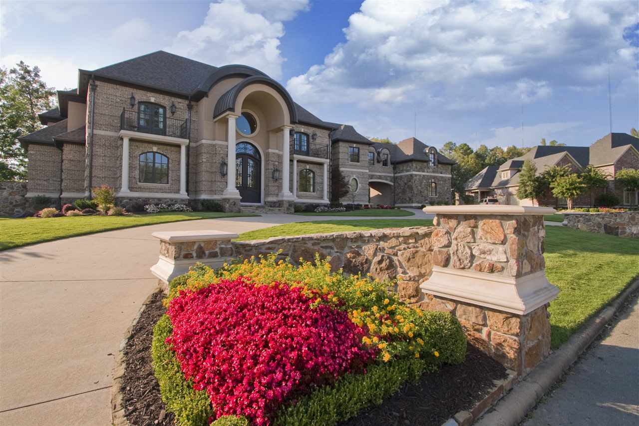 CHENAL VALLEY SOLOGNE CIRCLE - Residential