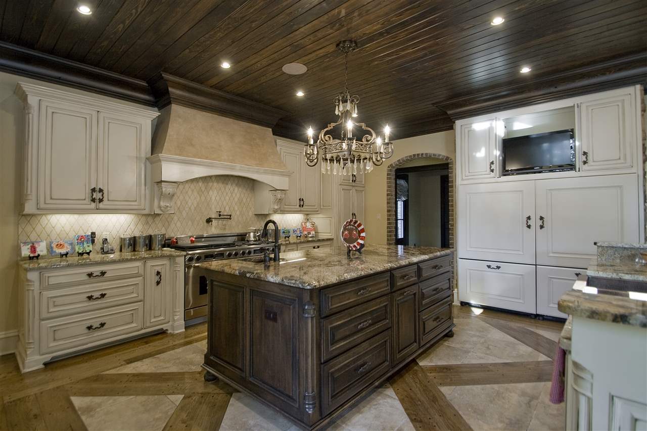 CHENAL VALLEY SOLOGNE CIRCLE - Residential