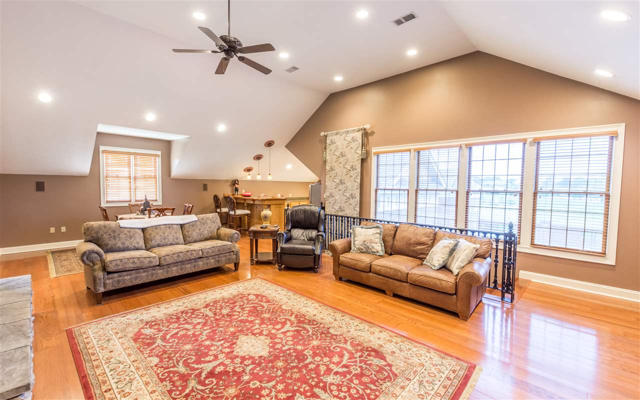Terra Hills - Residential