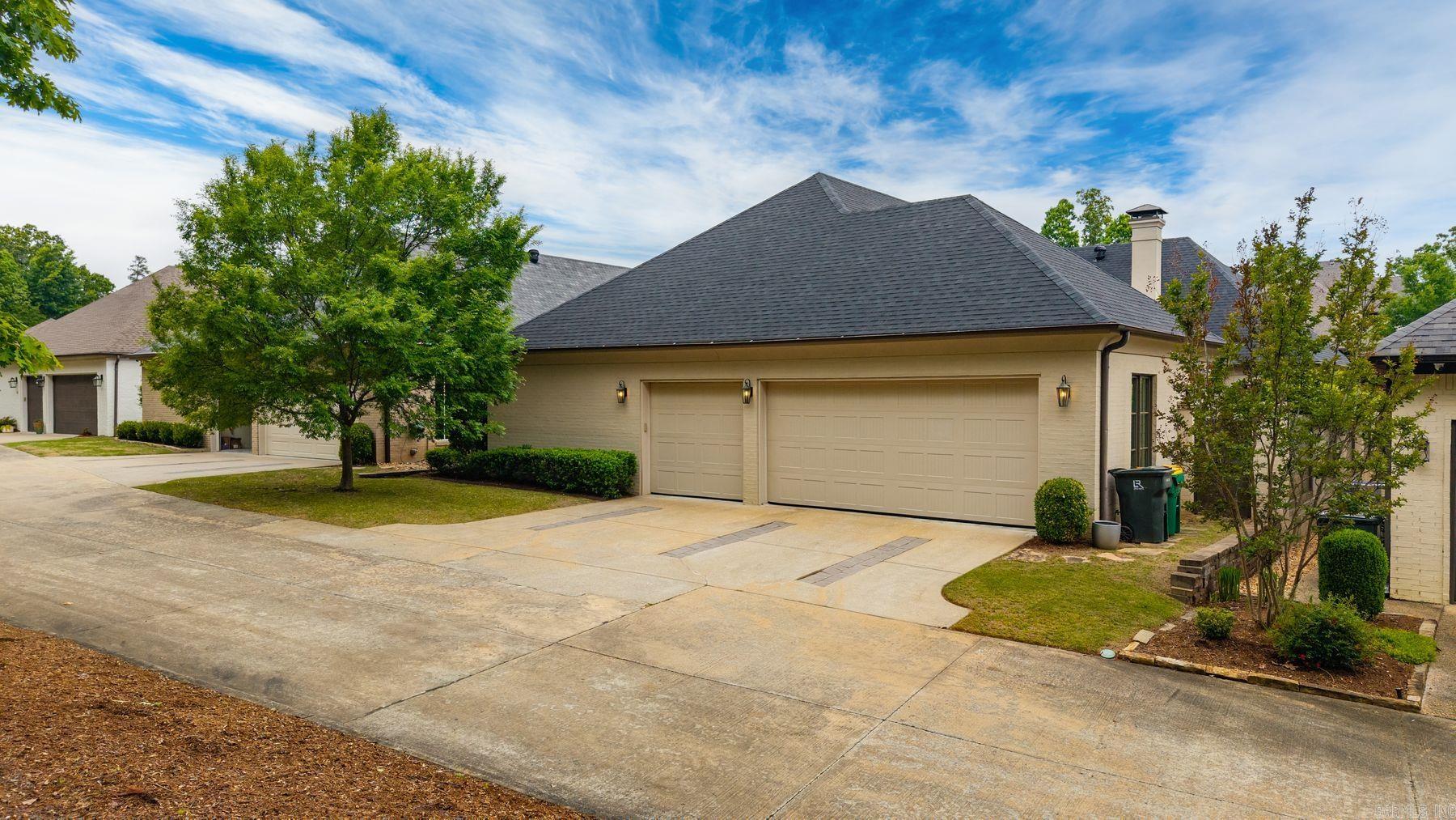 CHENAL VALLEY HALLEN COURT - Residential