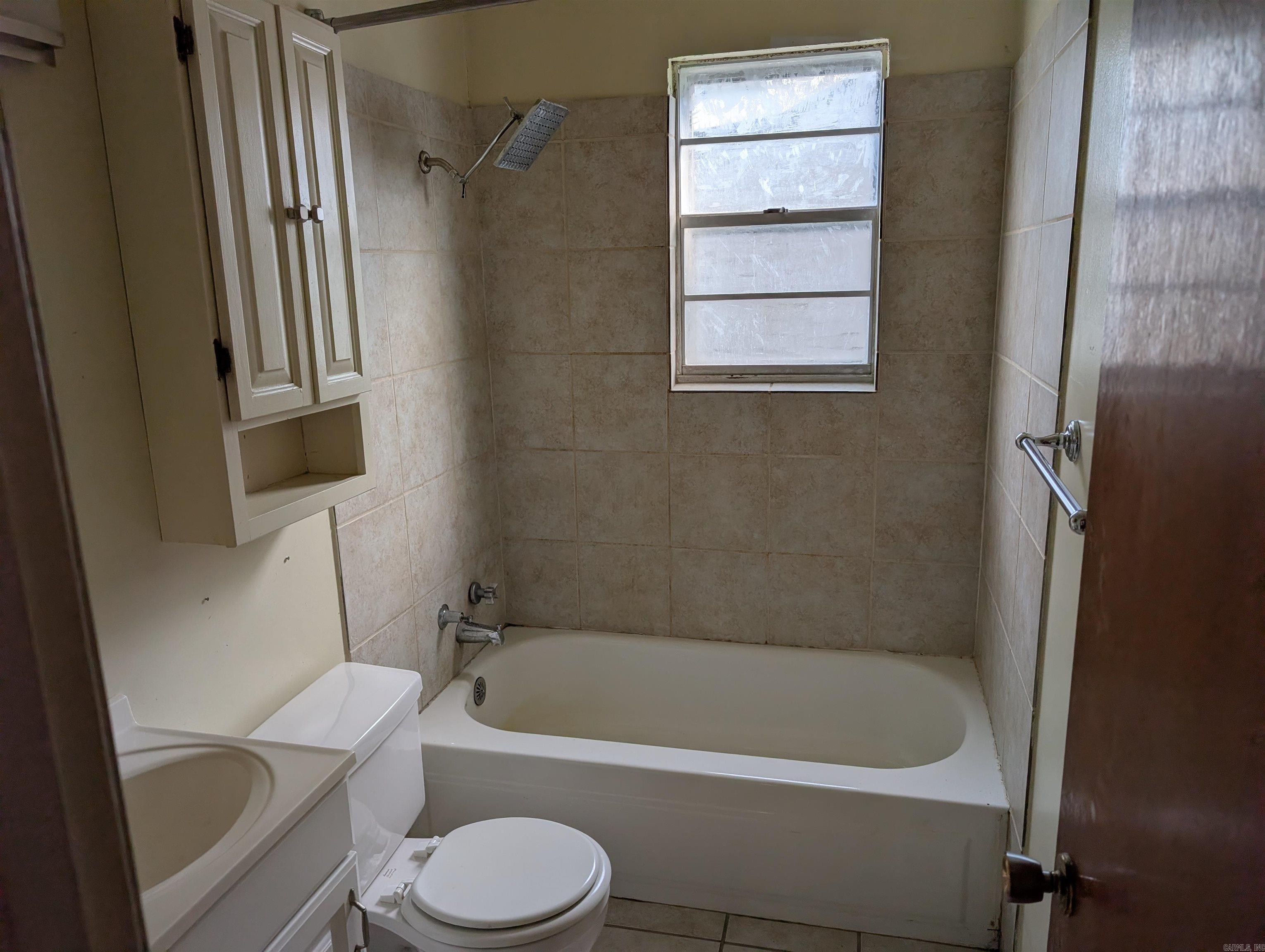 HAMILTON & BRACK - Residential