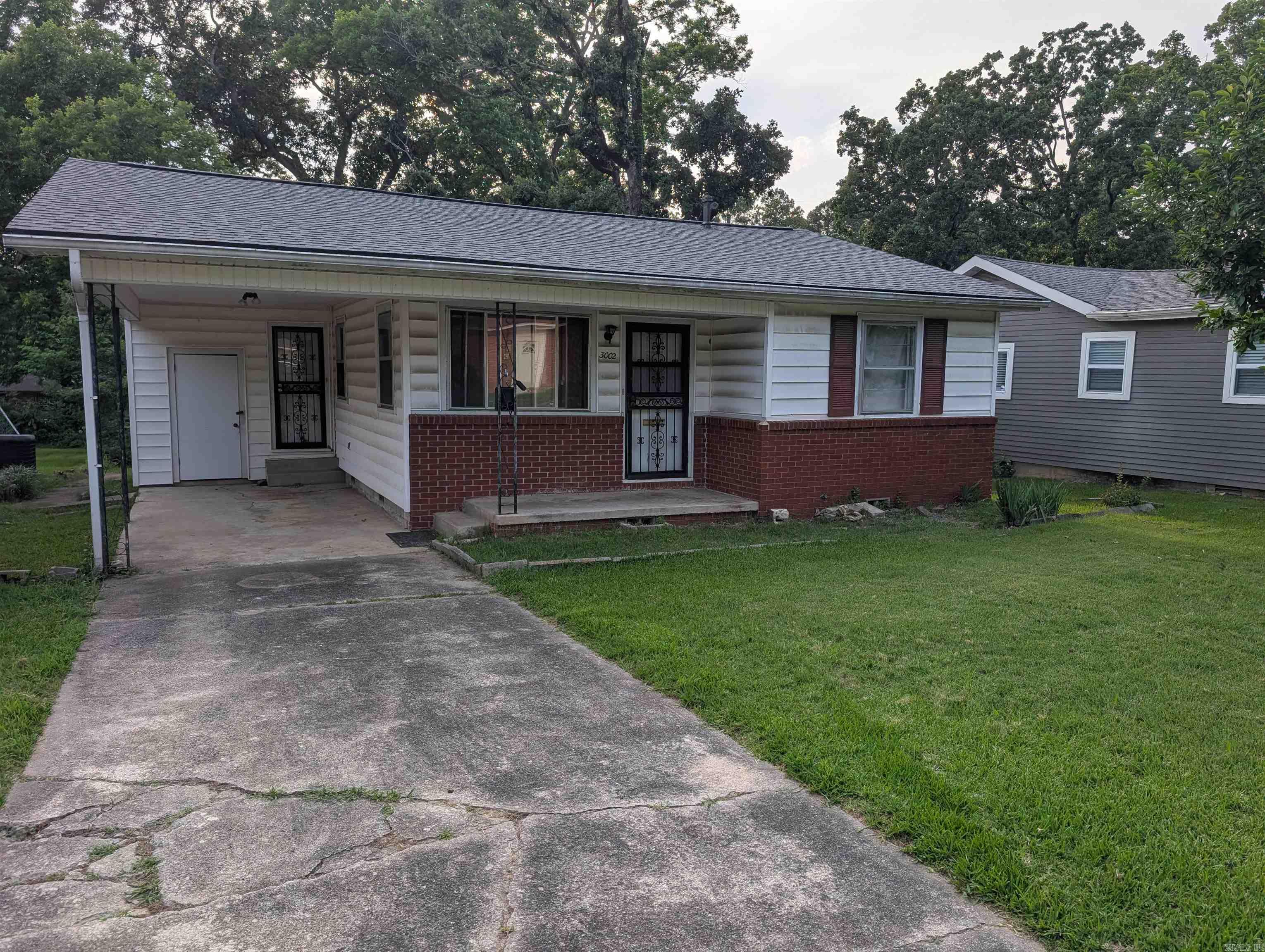 HAMILTON & BRACK - Residential