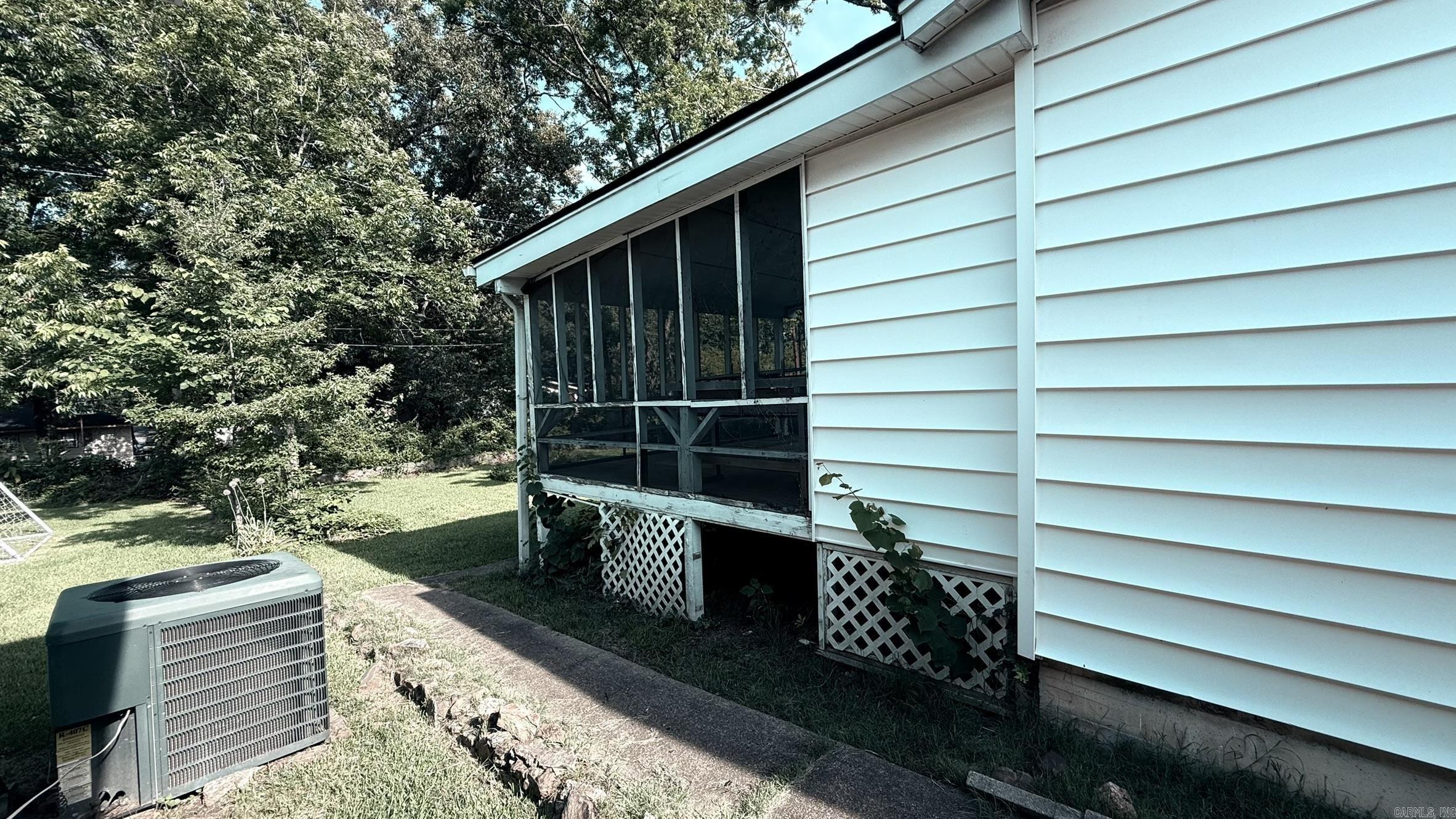 HAMILTON & BRACK - Residential