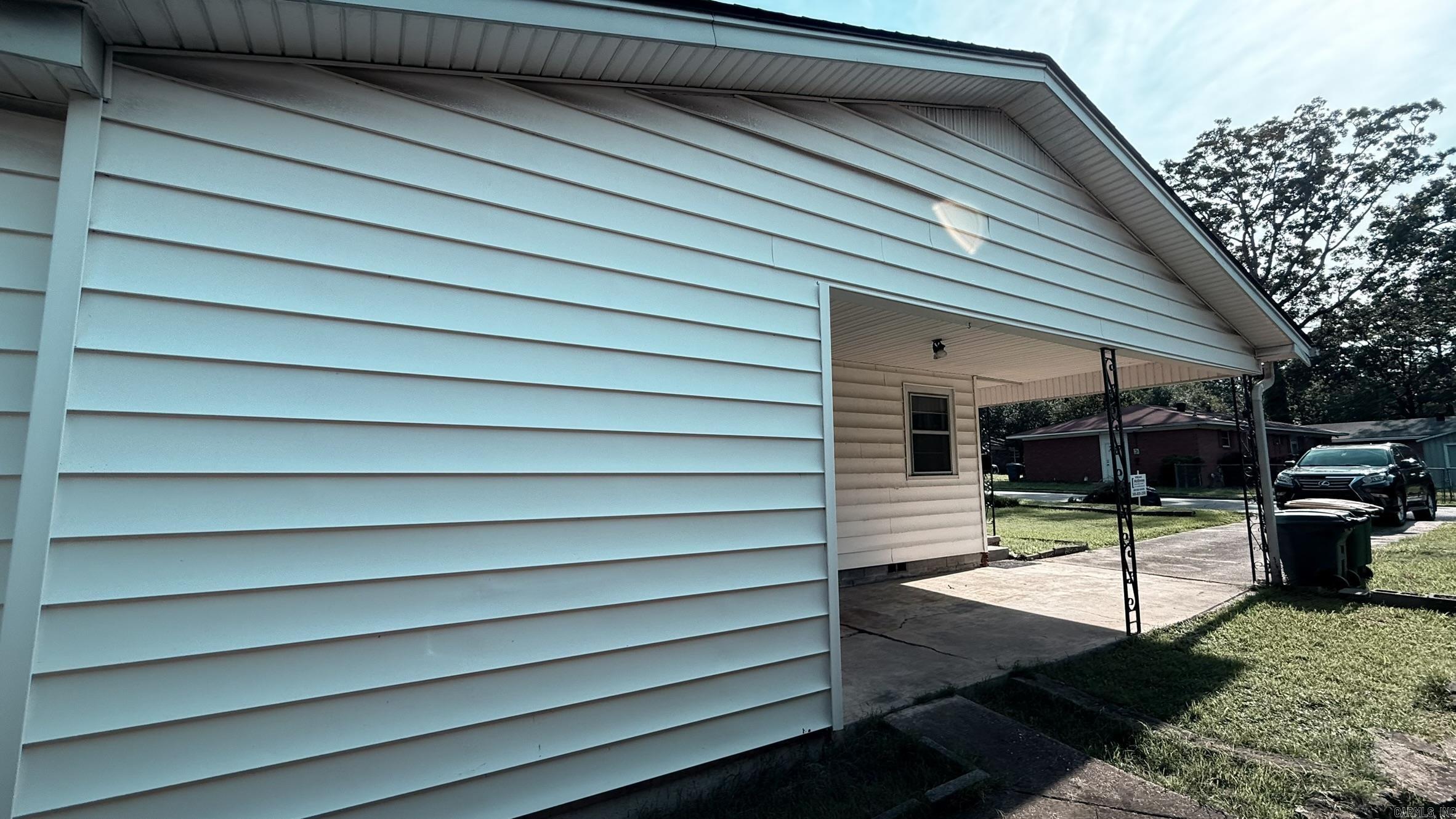 HAMILTON & BRACK - Residential
