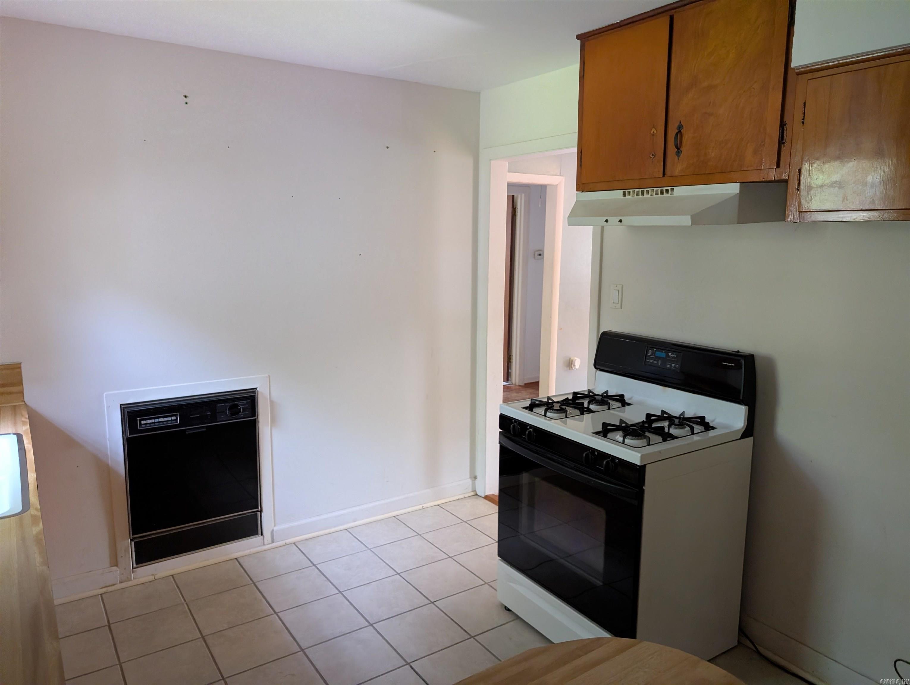 HAMILTON & BRACK - Residential