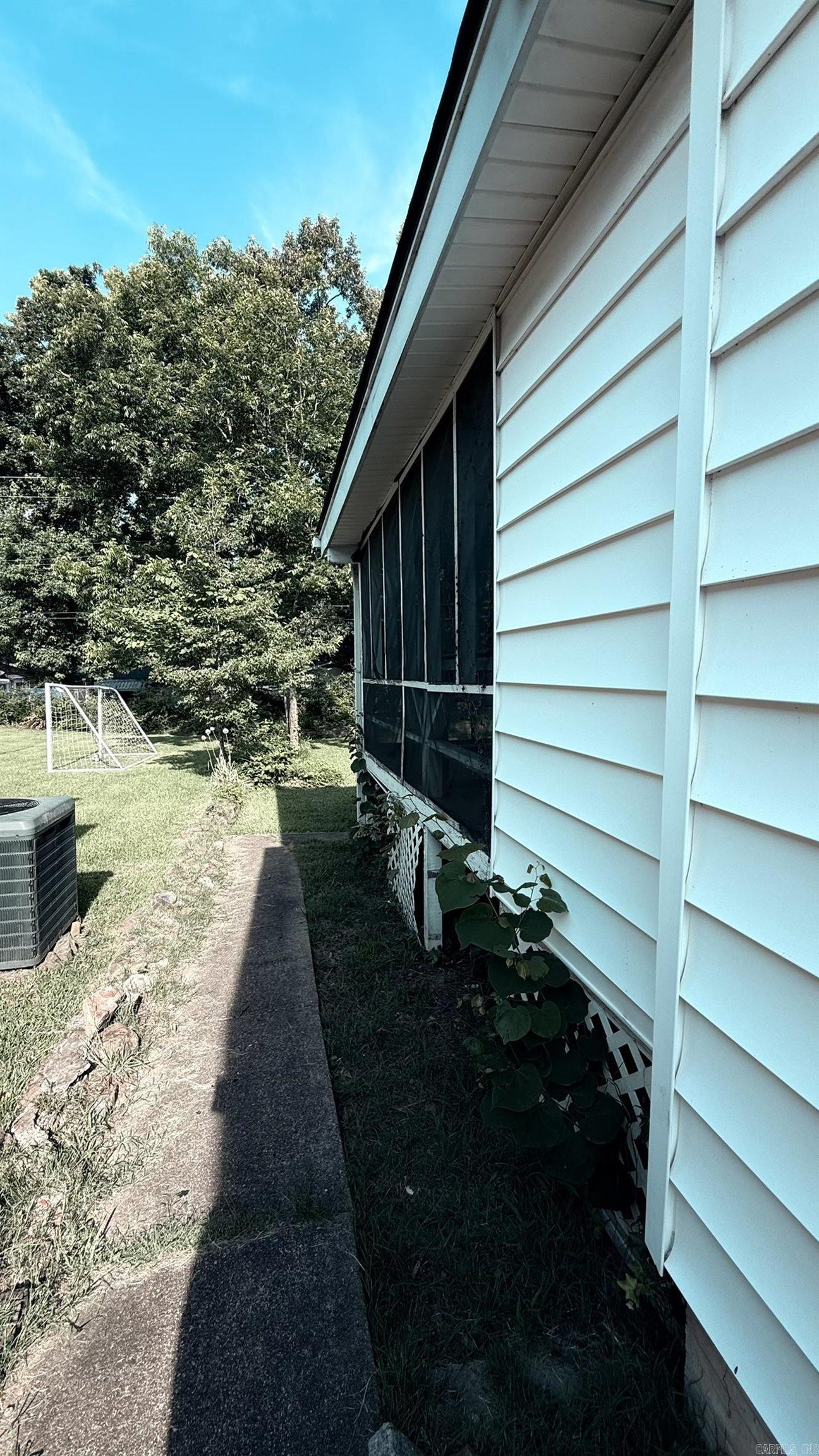 HAMILTON & BRACK - Residential