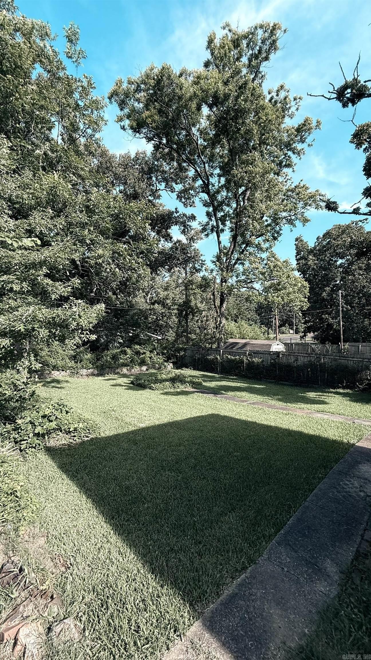 HAMILTON & BRACK - Residential