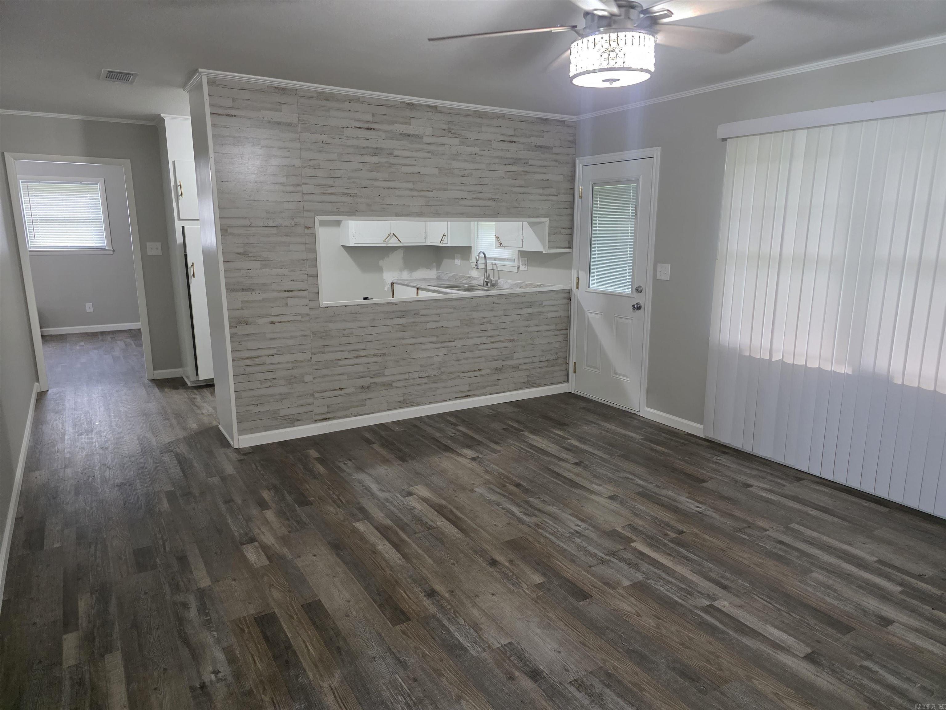 SHERATON PARK ADD - Residential