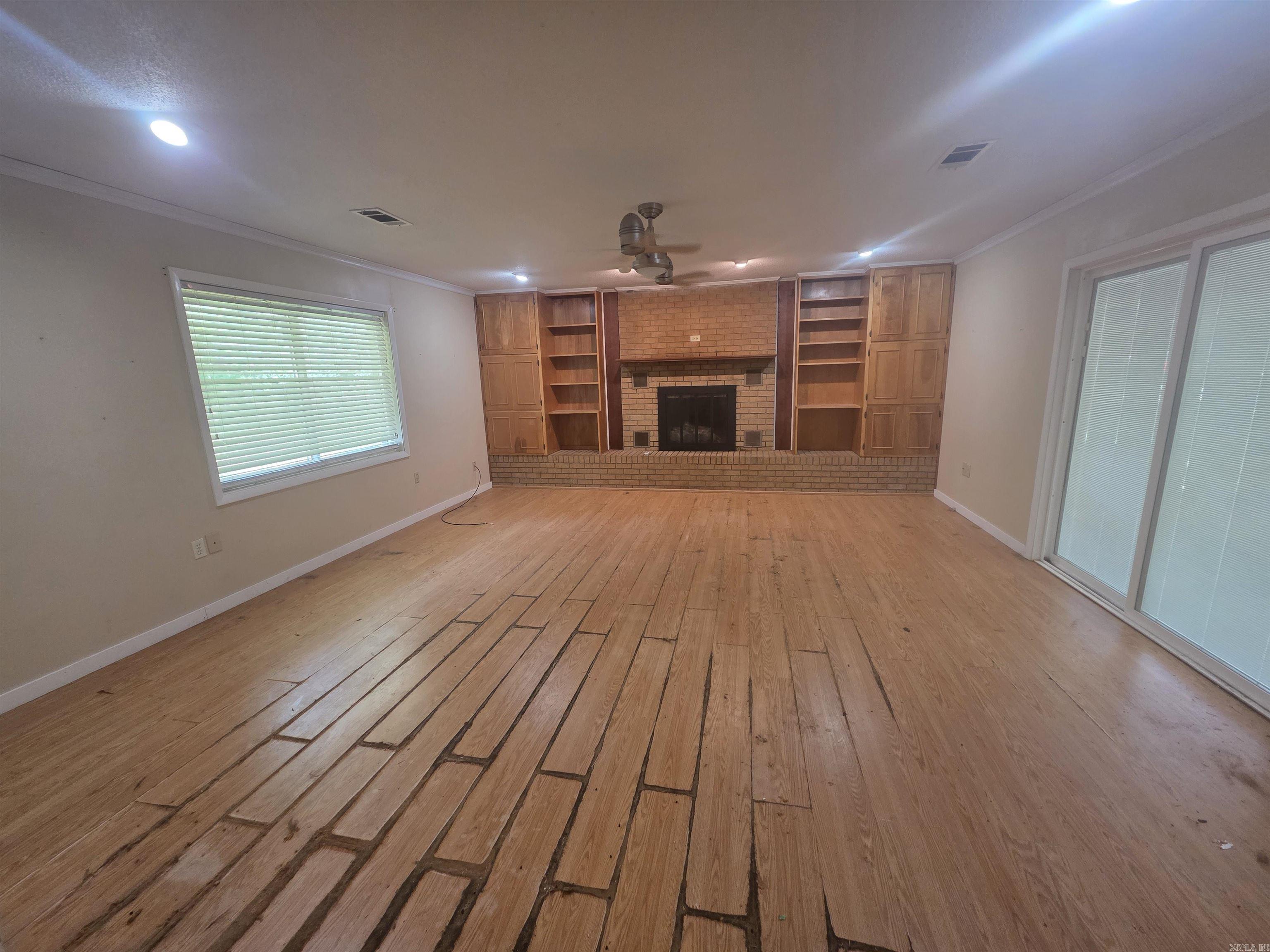 OAK FORREST - Residential