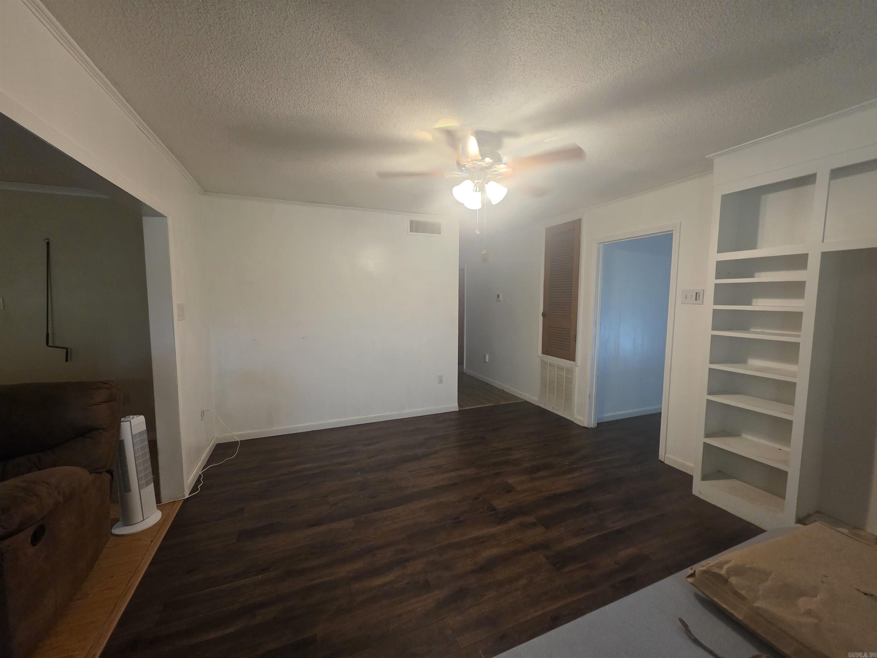 OAK FORREST - Residential
