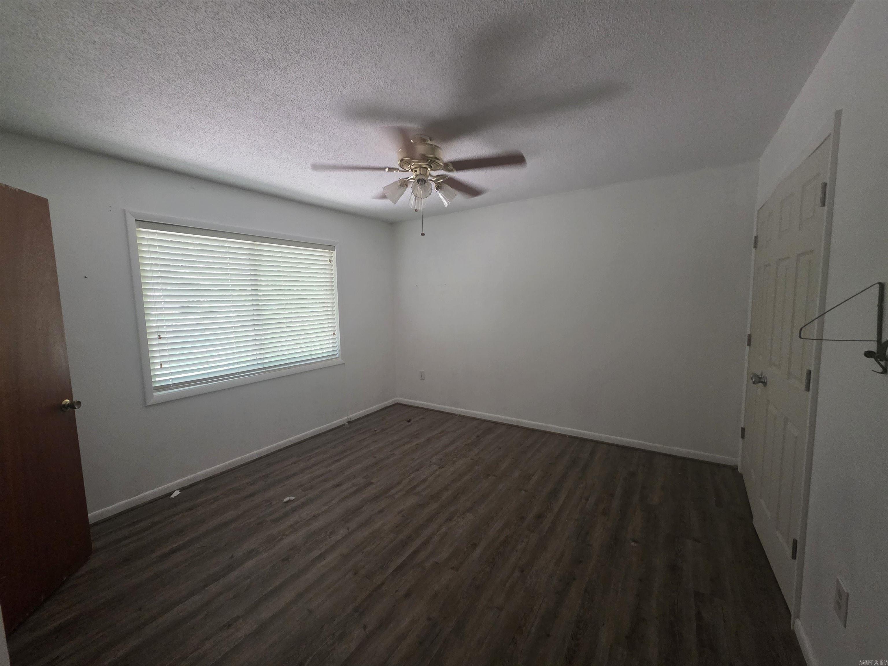 OAK FORREST - Residential