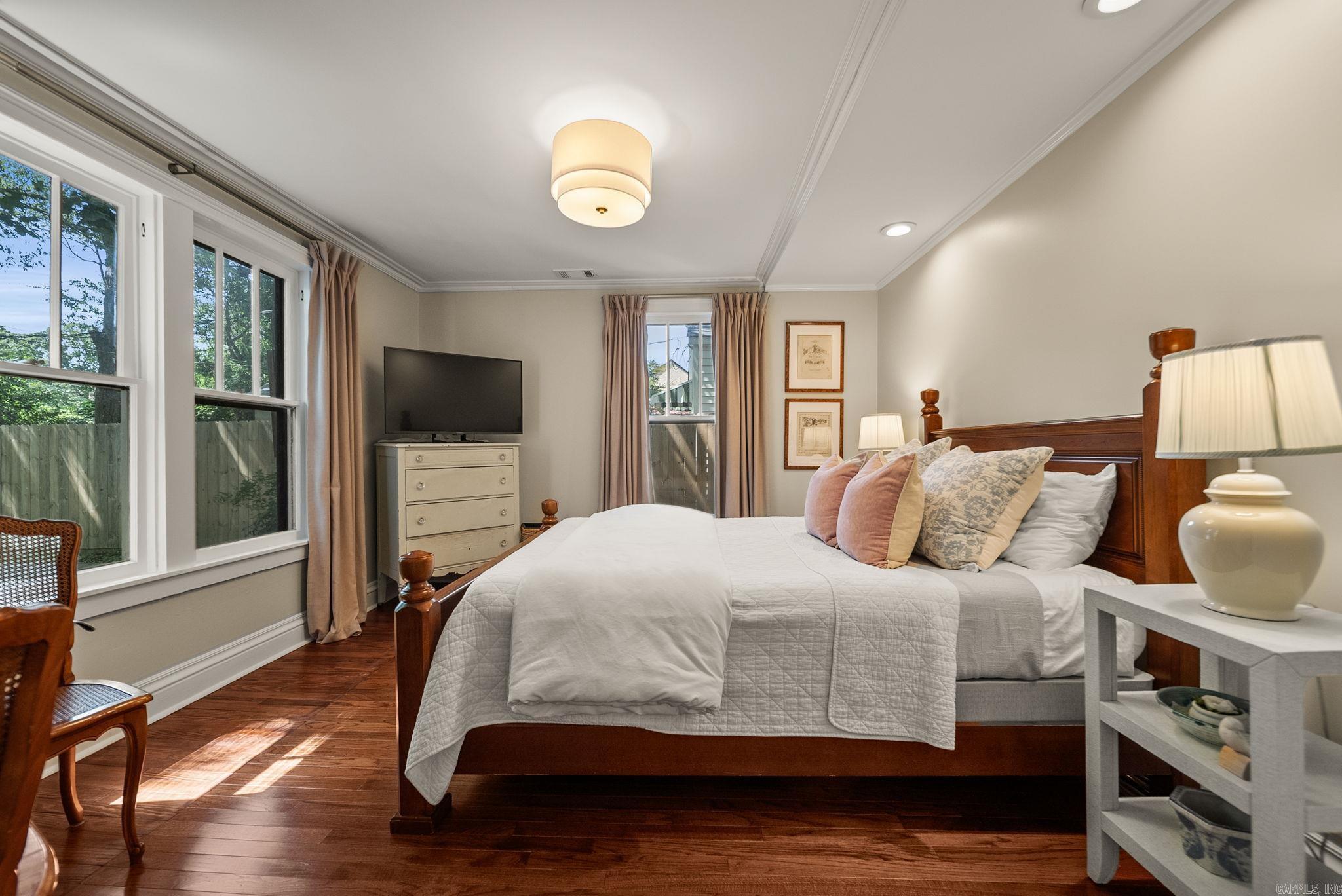 FOREST PARK - Residential