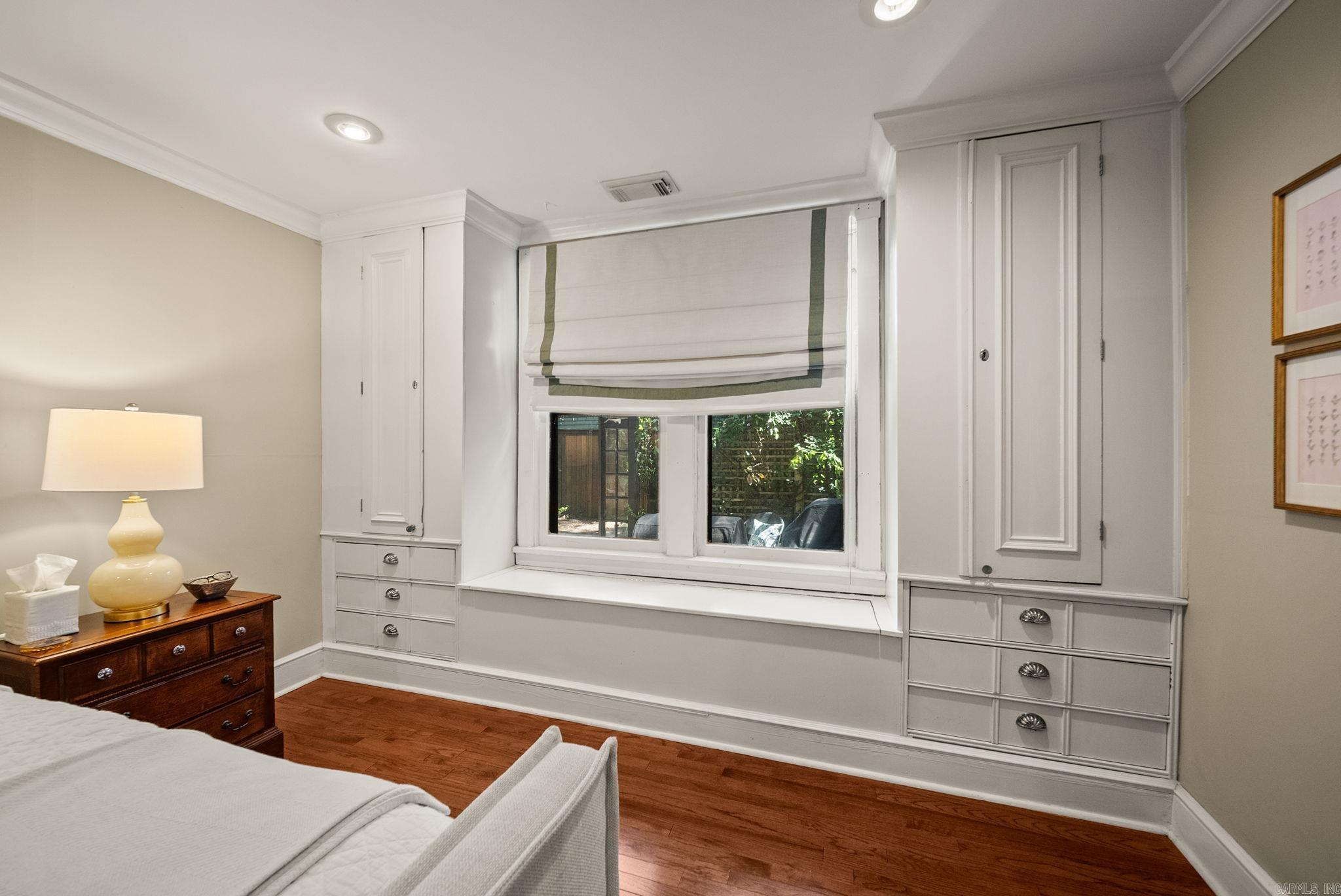 FOREST PARK - Residential