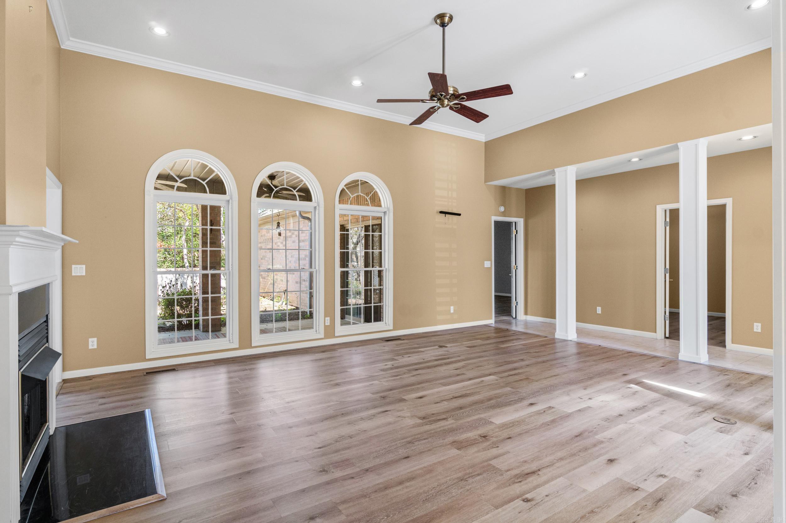 VINEGAR HILL  (H.P.R.) - Residential