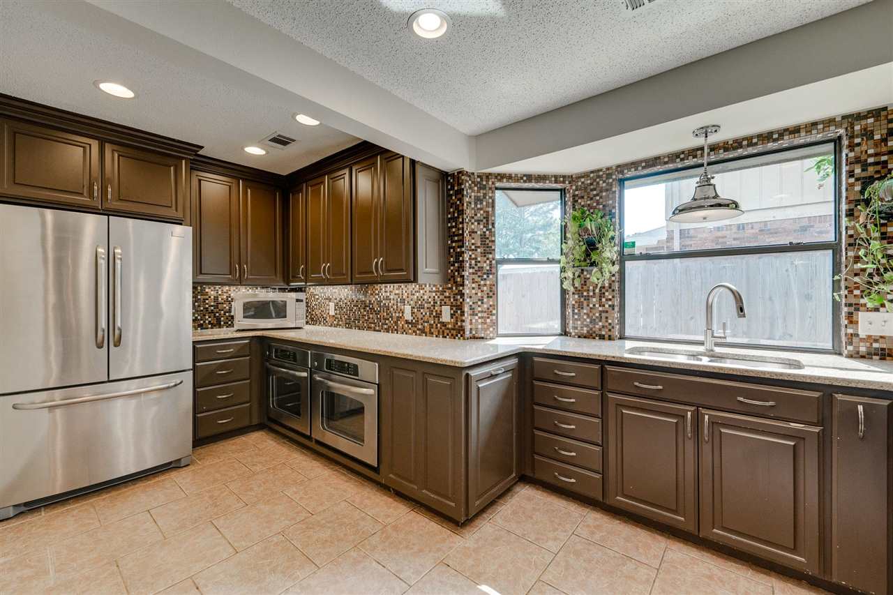 FOXWOOD J - Residential