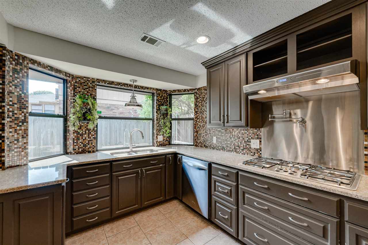 FOXWOOD J - Residential