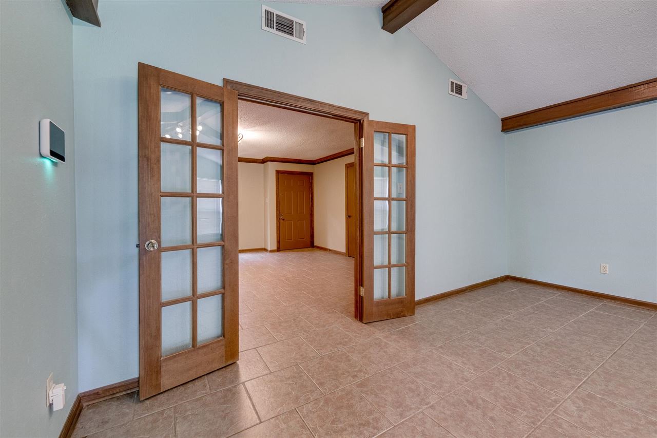 FOXWOOD J - Residential