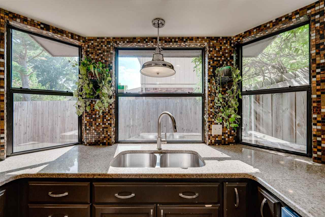 FOXWOOD J - Residential