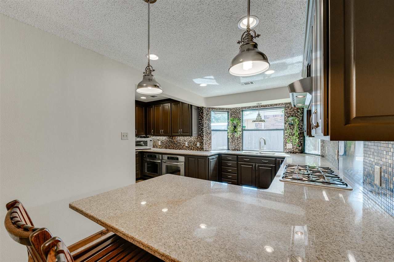 FOXWOOD J - Residential