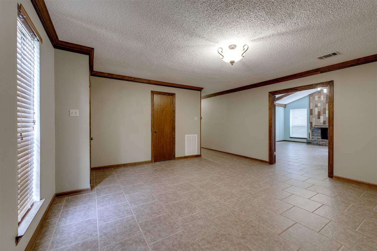FOXWOOD J - Residential