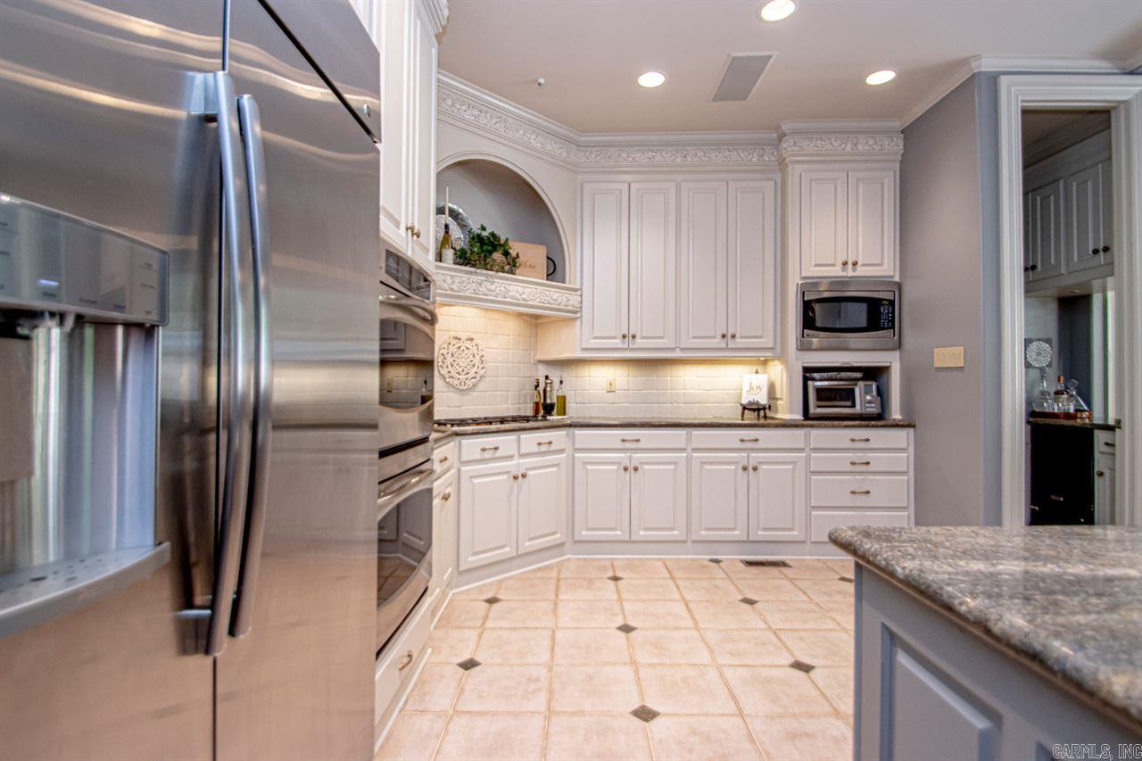 HICKORY HILLS - Residential