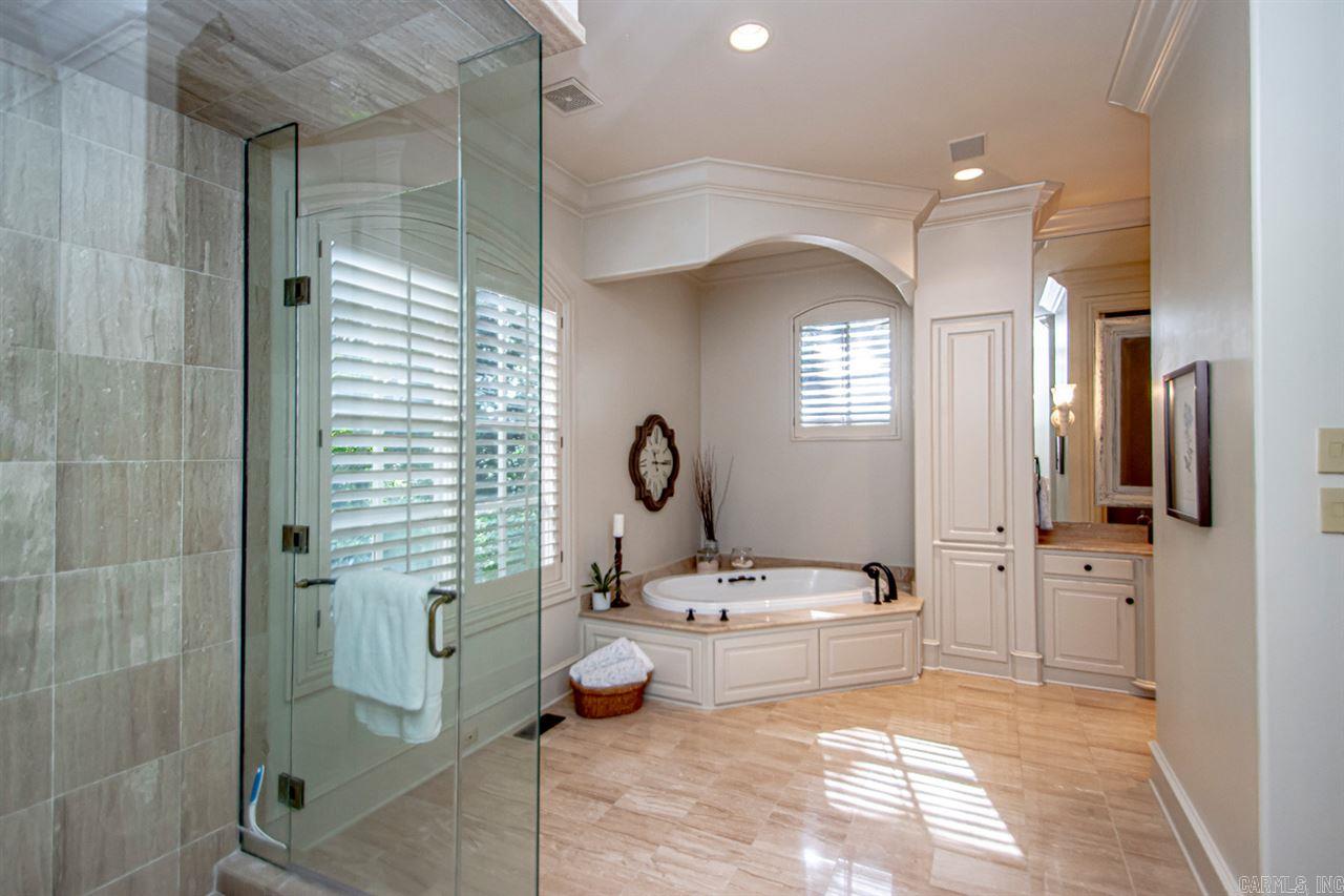 HICKORY HILLS - Residential