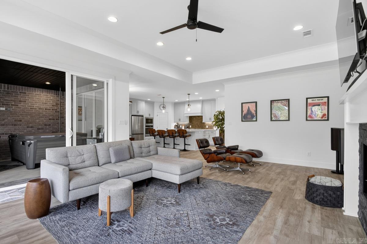 PARKSIDE ADDITION - Residential