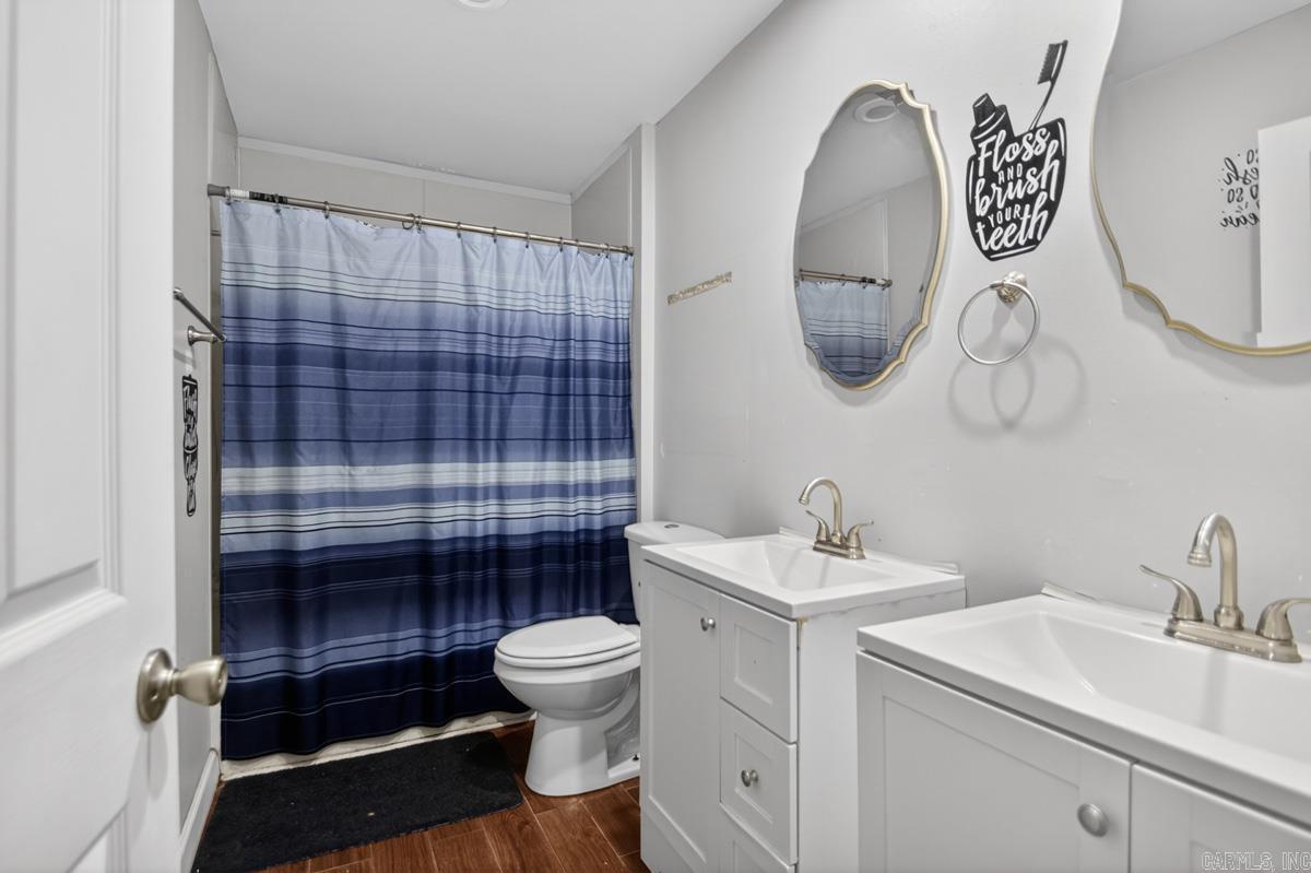 INDIAN HILLS - Residential