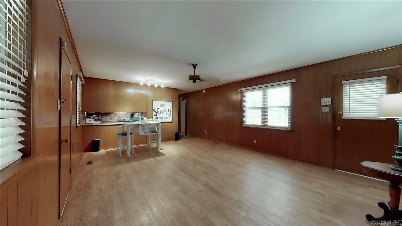 HILLSIDE - Residential