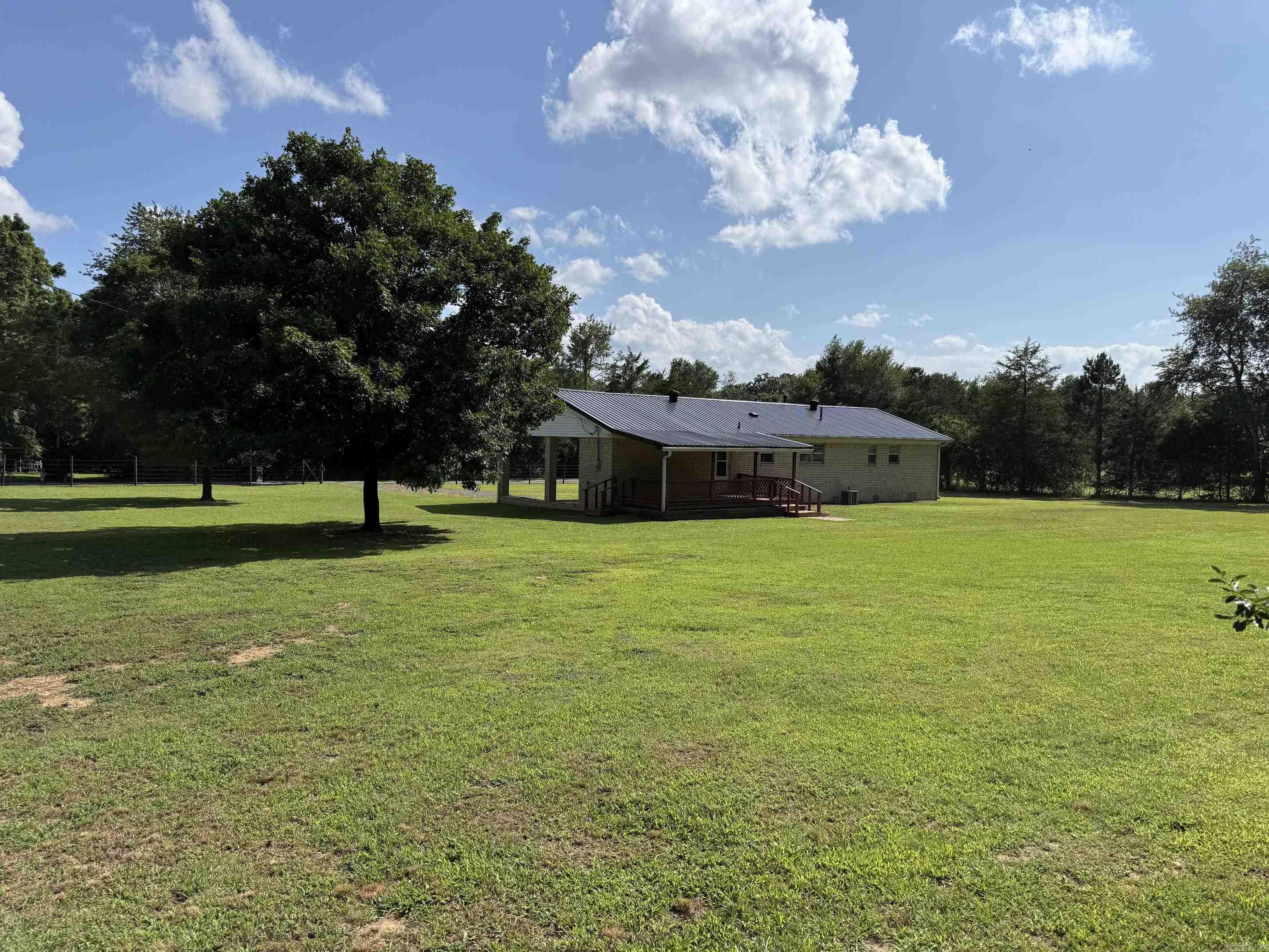 BEE BRANCH ESTATES - Residential